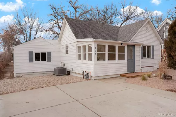 153 Sunset ST,  Longmont,  CO 80501