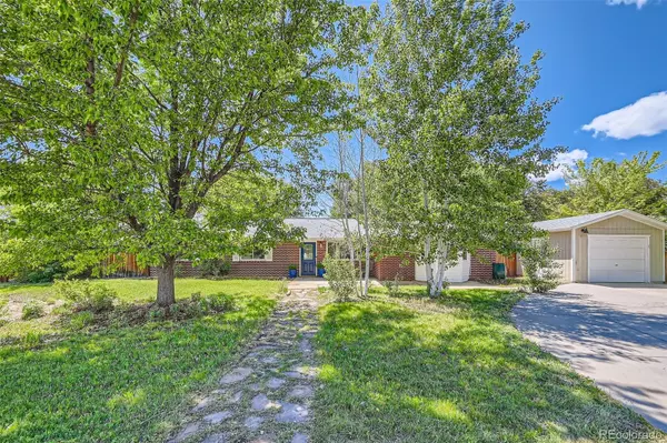 305 Cottonwood CT, Longmont, CO 80501