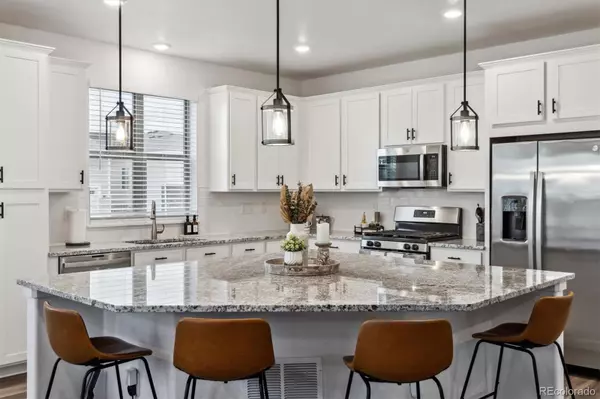 8403 Rush Creek AVE, Littleton, CO 80125