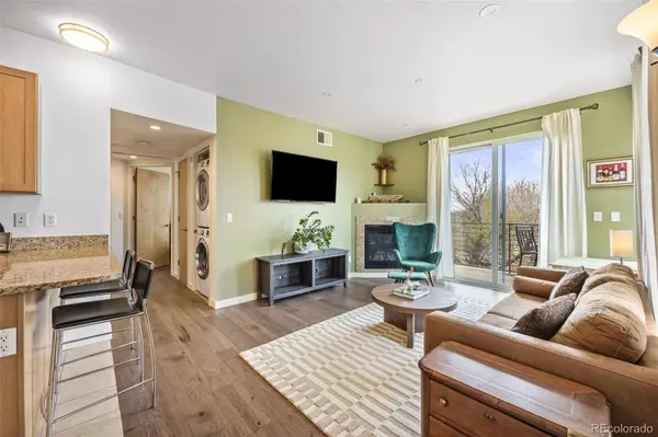 Denver, CO 80211,2900 W 44th AVE #302