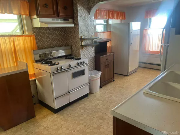 Denver, CO 80219,257 Hazel CT