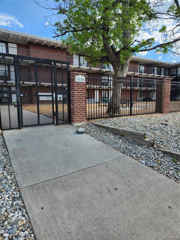 1180 Yosemite #112, Denver, CO 80220