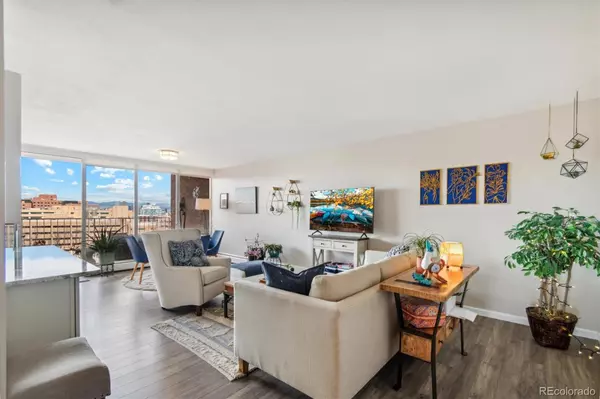 955 Eudora ST #801E, Denver, CO 80220