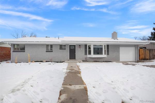 424 S Holland CT, Lakewood, CO 80226