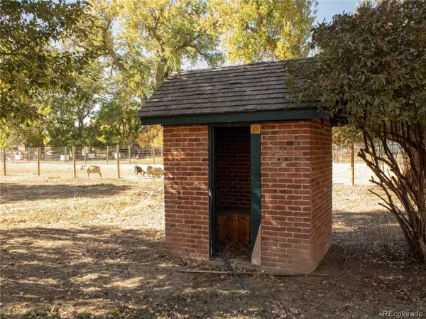 Loveland, CO 80537,162 Farm Museum LN