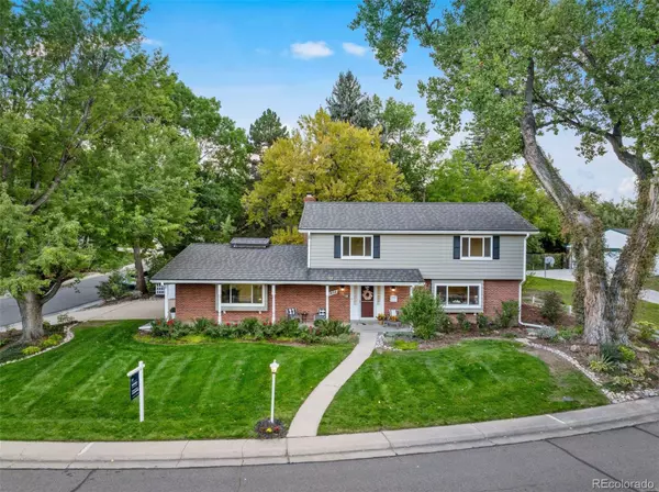 Lakewood, CO 80215,11954 W Applewood Knolls DR