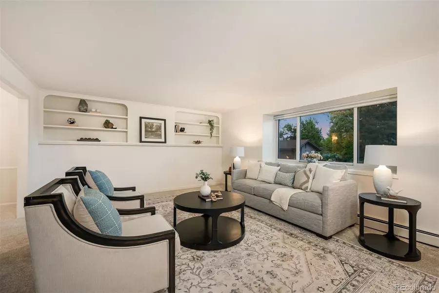 11954 W Applewood Knolls DR, Lakewood, CO 80215