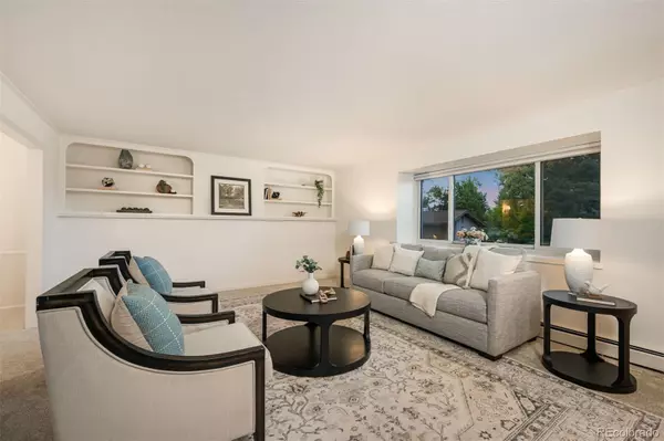 11954 W Applewood Knolls DR, Lakewood, CO 80215