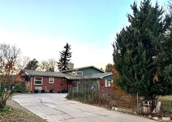 245 Tucson ST, Aurora, CO 80011