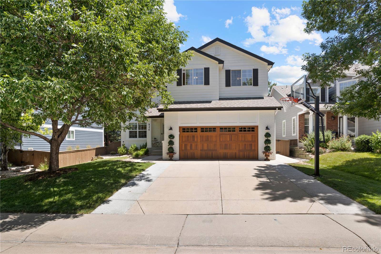 376 Rose Finch CIR, Highlands Ranch, CO 80129