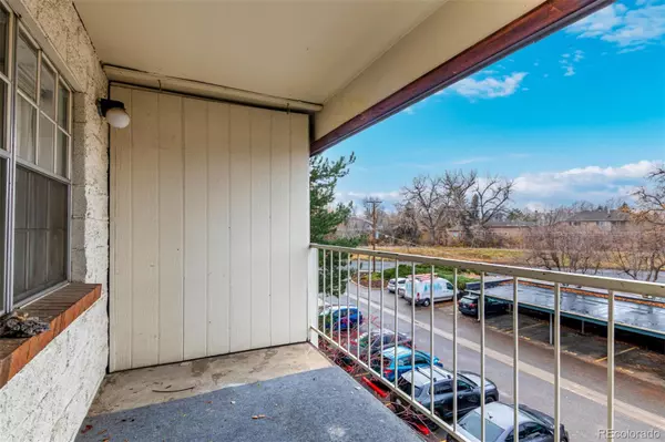 Denver, CO 80222,5875 E Iliff AVE #306