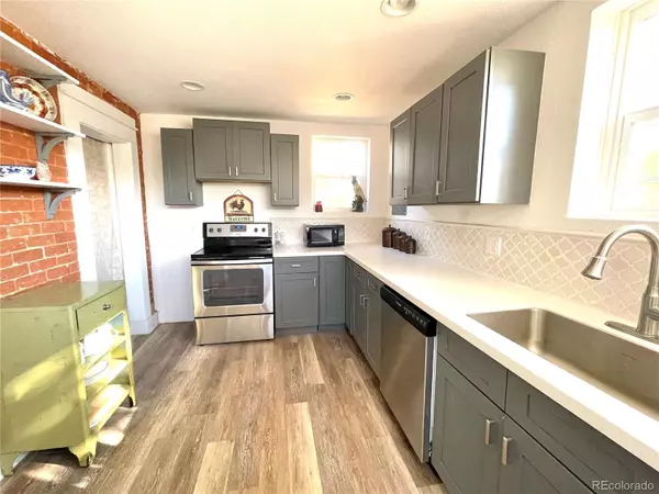Pueblo, CO 81004,319 E Evans AVE