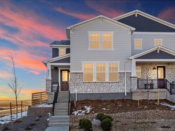 9751 Banner Peak LOOP, Littleton, CO 80125