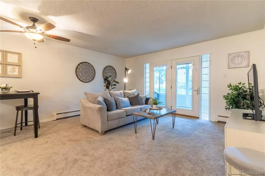 600 S Clinton ST #6A, Denver, CO 80247