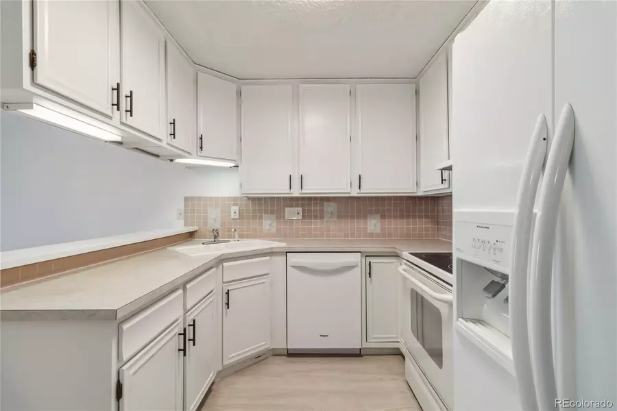 3470 S Poplar ST #102, Denver, CO 80224