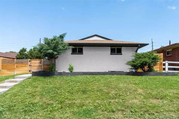 Denver, CO 80207,3310 Ivy ST