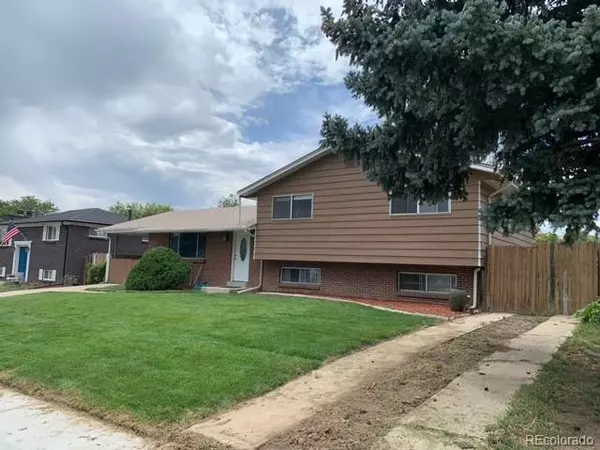 Arvada, CO 80003,6165 Benton ST