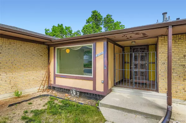 Lakewood, CO 80228,2122 S Yank WAY