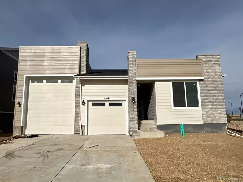 25081 E 38th AVE, Aurora, CO 80019