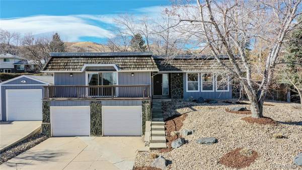 961 S Arbutus ST, Lakewood, CO 80228