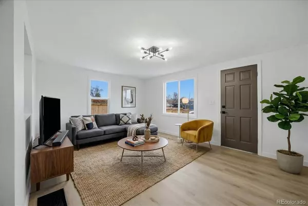 Denver, CO 80219,3477 W Alaska PL