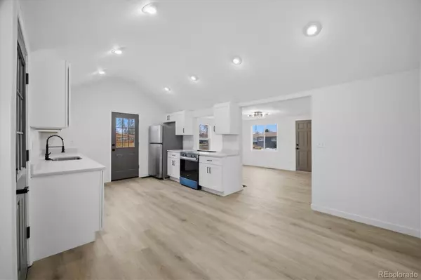 Denver, CO 80219,3477 W Alaska PL