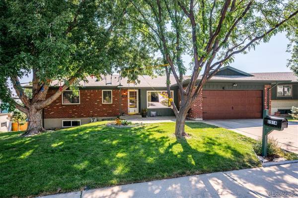 1514 S Zang CT, Lakewood, CO 80228