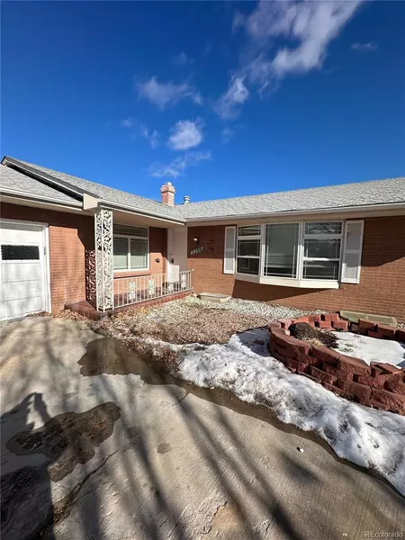 3306 S Uinta CT, Denver, CO 80231