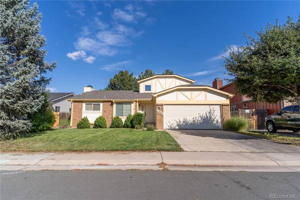 2040 S Fairplay ST, Aurora, CO 80014