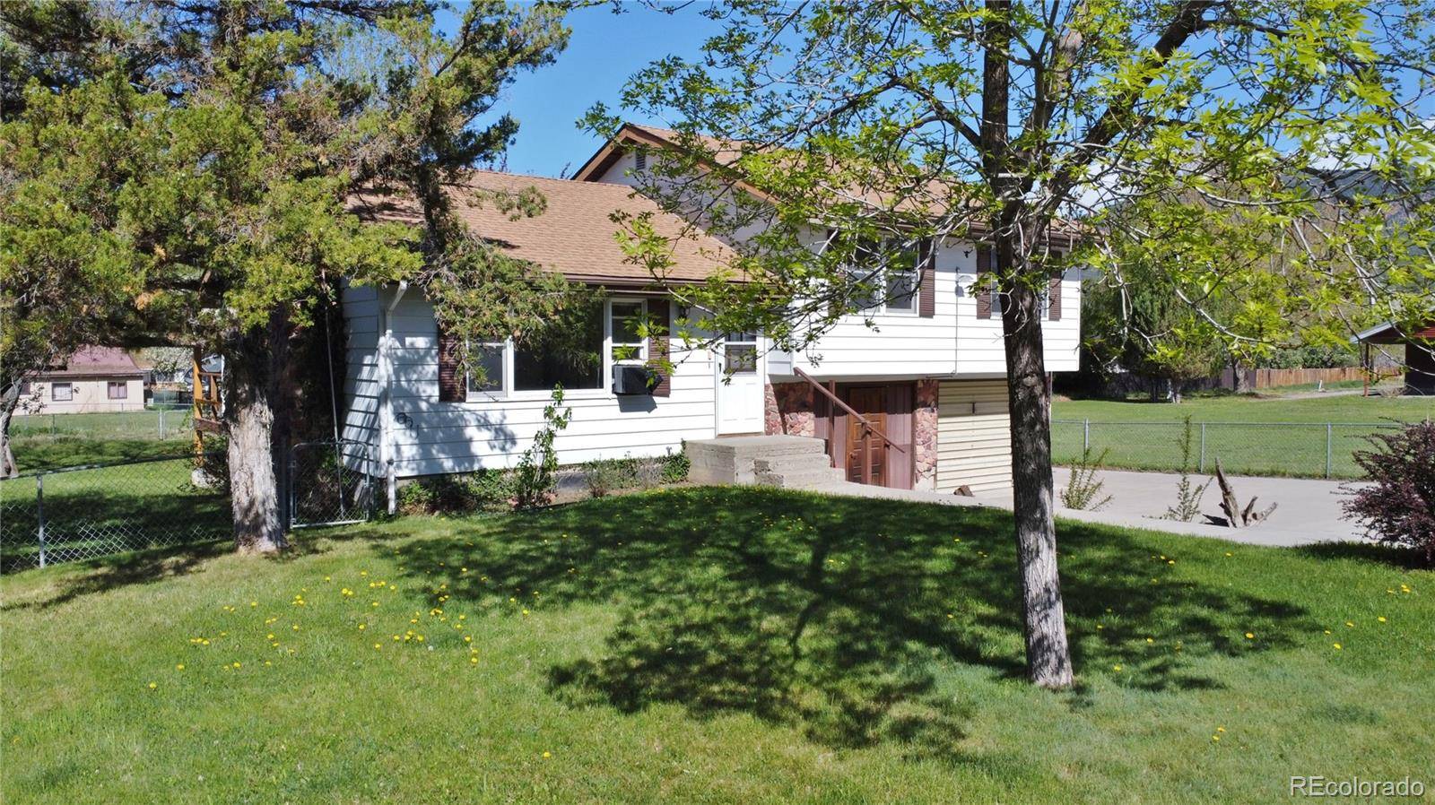 Paonia, CO 81428,508 Oak AVE