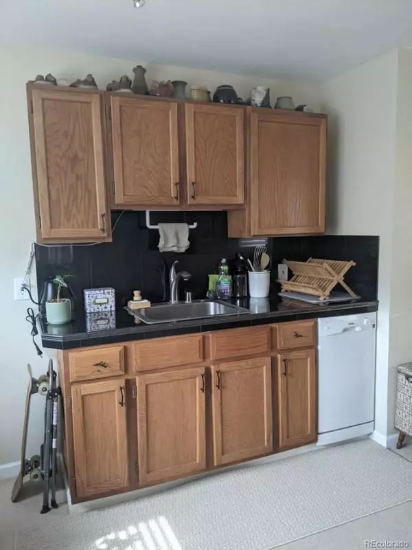 Golden, CO 80401,2320 East ST