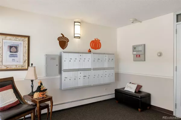Denver, CO 80247,615 S ALTON WAY #8C
