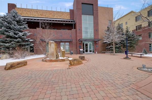 3701 Arapahoe AVE #204, Boulder, CO 80303