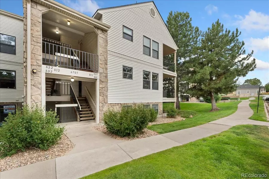 6705 S Field ST #811, Littleton, CO 80128