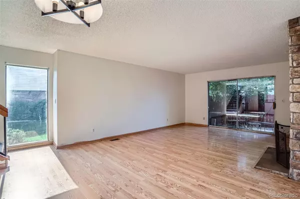 Denver, CO 80231,7476 E Arkansas AVE #35-10