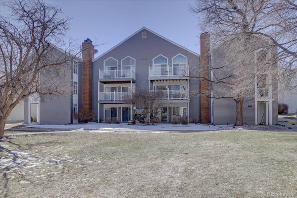 3353 S Monaco Pkwy #B, Denver, CO 80222