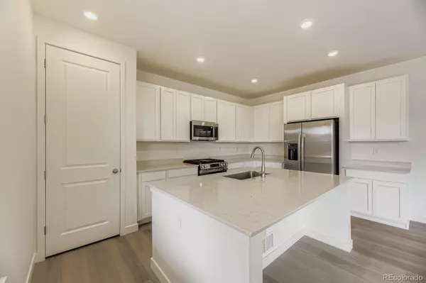 Littleton, CO 80127,12780 W Glasgow PL