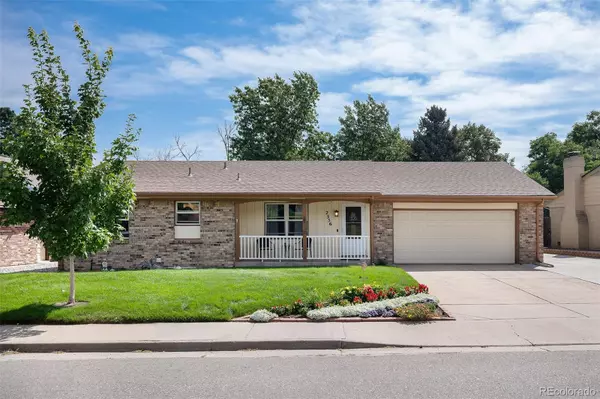 2556 S Elkhart ST, Aurora, CO 80014