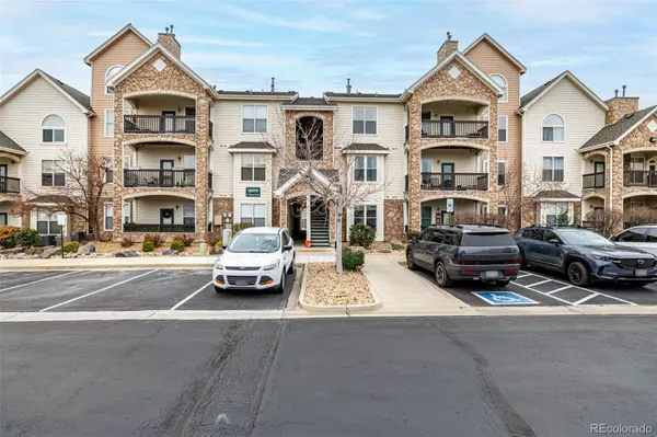 Aurora, CO 80013,18919 E Warren CIR #B107