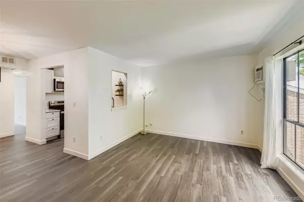 Denver, CO 80235,3550 S Harlan ST #220