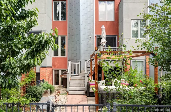 Boulder, CO 80302,377 Pearl ST #5