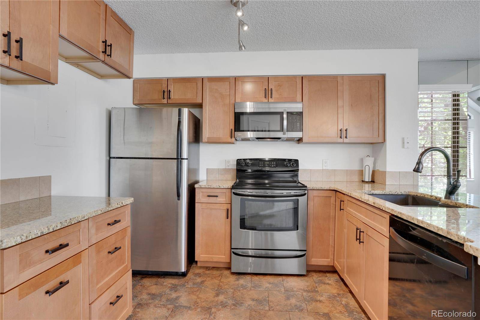 Denver, CO 80246,4802 E Kentucky AVE #E