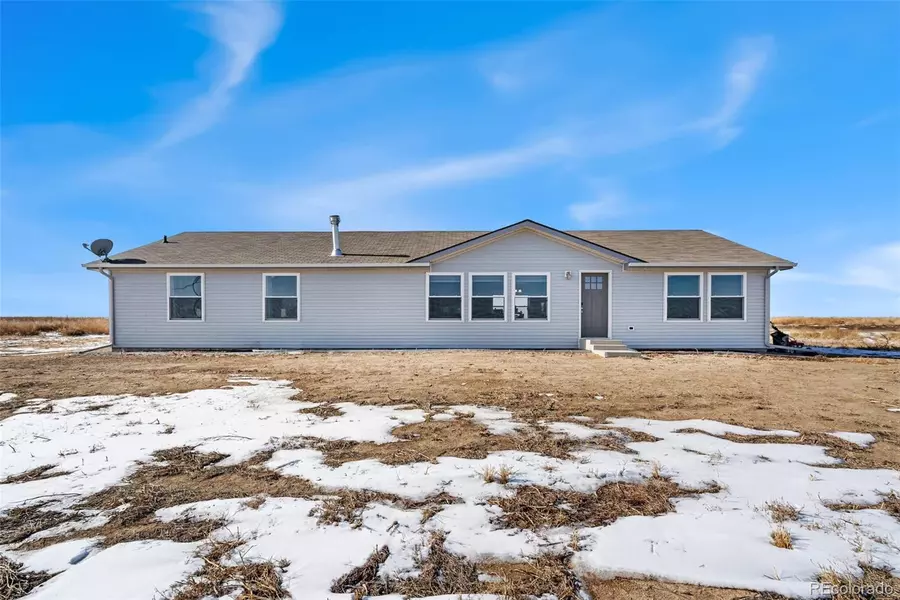 13141 Converse RD, Bennett, CO 80102