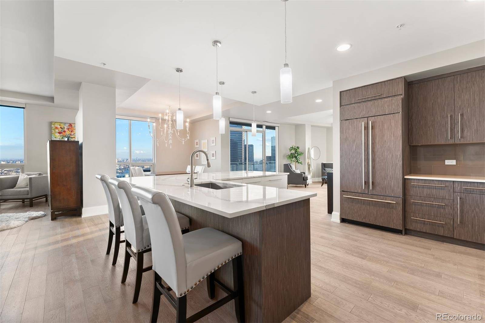 Denver, CO 80202,2001 Lincoln ST #2524