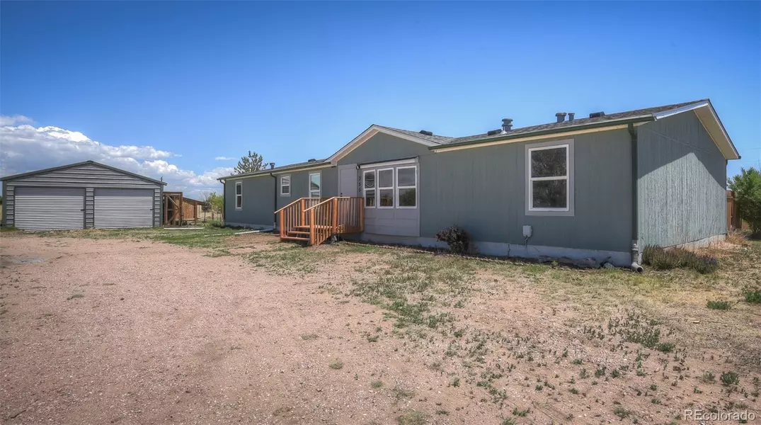 355 Longhorn Cattle DR, Calhan, CO 80808