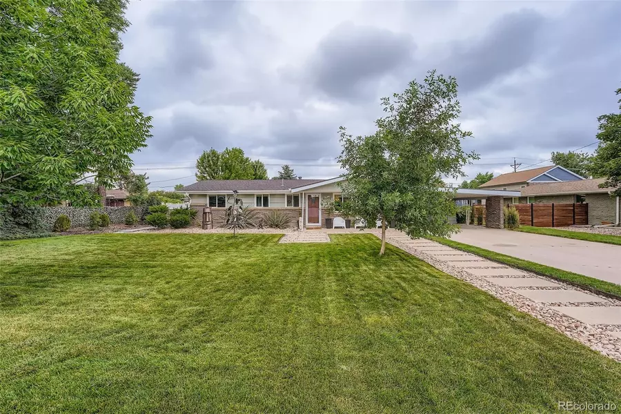 8455 W Belmar AVE, Lakewood, CO 80226