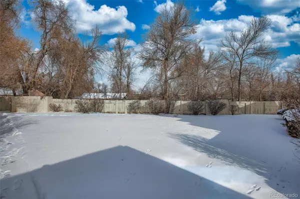 Denver, CO 80247,9573 E Kansas CIR #57