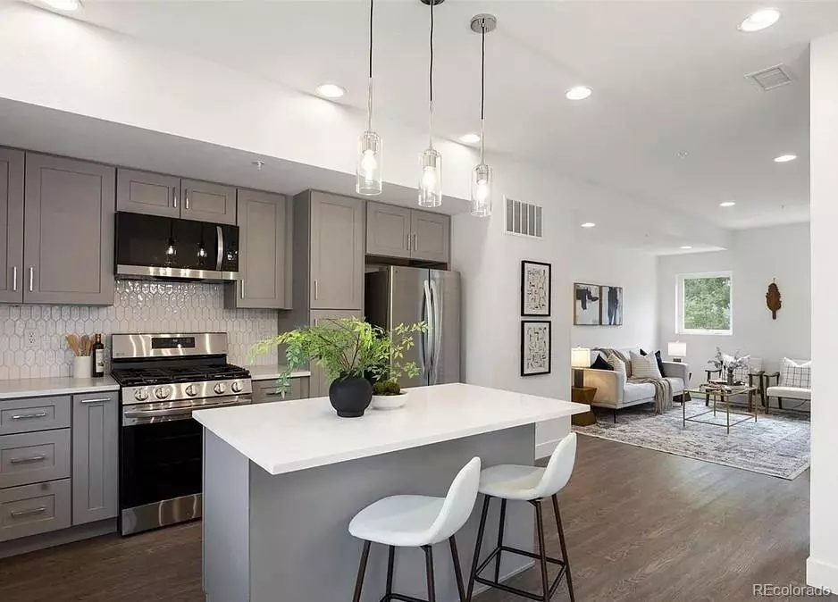 Arvada, CO 80002,8402 W 52nd AVE