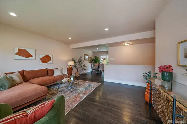 Arvada, CO 80004,6026 Iris WAY
