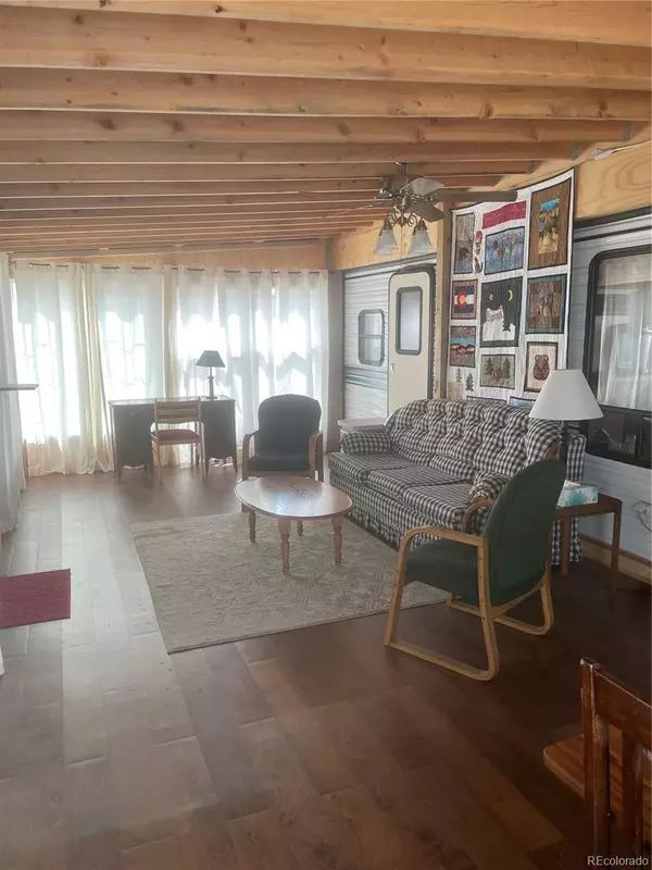 Hartsel, CO 80449,124 Clubcar RD